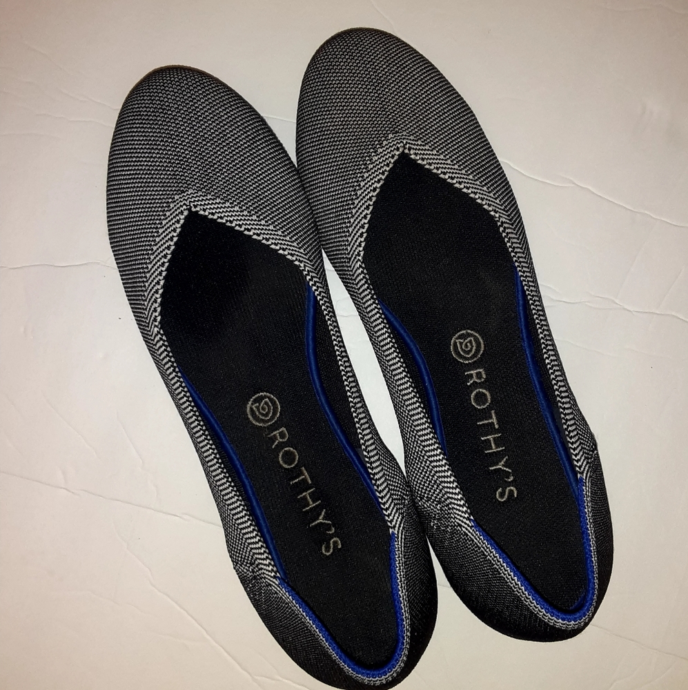 Rothy's Birdseye round grey slip ons